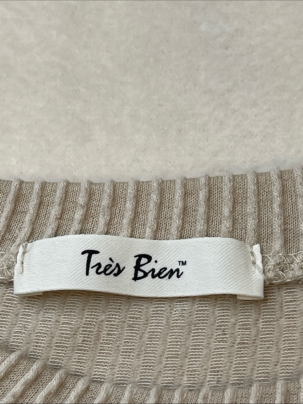 TRES BIEN Sunshine Dreamer Graphic Waffle-Knit PULLOVER WOMEN SIZE( SEE PHOTOS ) - Picture 6 of 6
